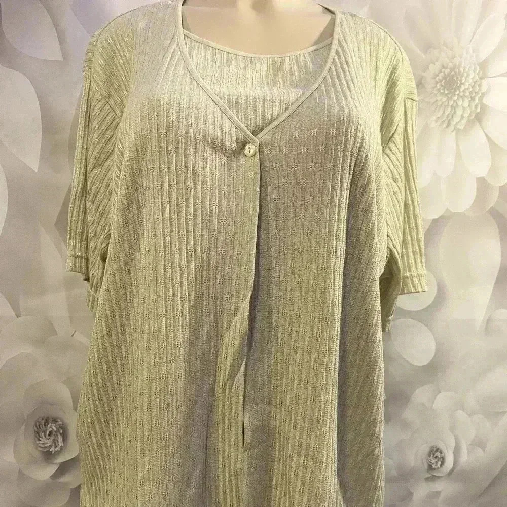 Extra Point Womens‎ 2X Tan Short Sleeve Blouse